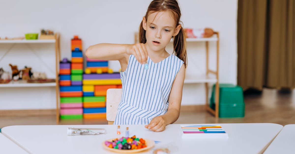 Calm Strips vs Marble Mesh Fidget for Classroom Focus